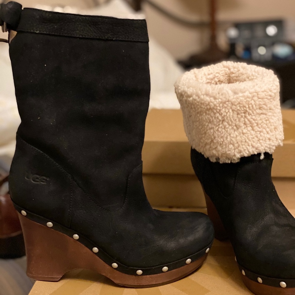 Ugg Carnegie ankle/low boot